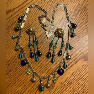 Vintage statement gold tone jewelry set necklace & earrings